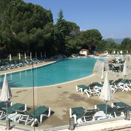 Duplex Dans Village Vacances En Ardeche Grospierres Zewnętrze zdjęcie